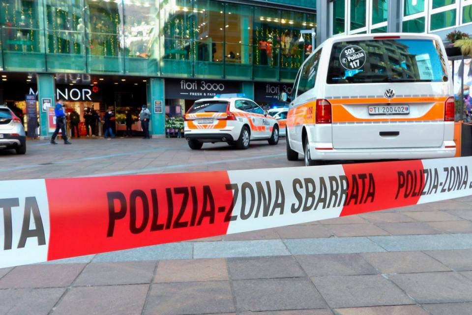 di Arianne Ghersi Il 24 novembre viene compiuto un attentato terroristico a Lugano (Canton Ticino, Svizzera) all’interno di un centro commerciale, il “Manor” di Piazza Dante, nel corso del quale […]